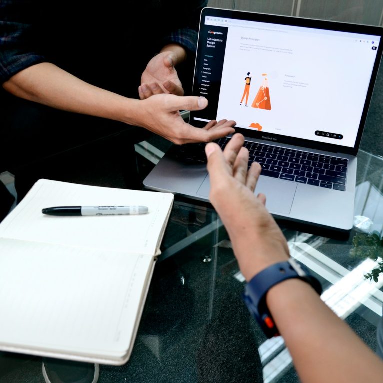ux-indonesia-2NDWFiD0UMM-unsplash